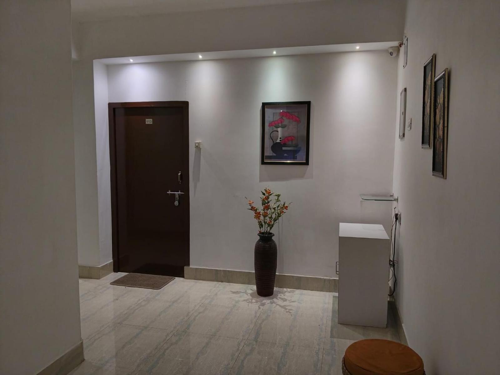 The Executive Inn Гувахати Экстерьер фото