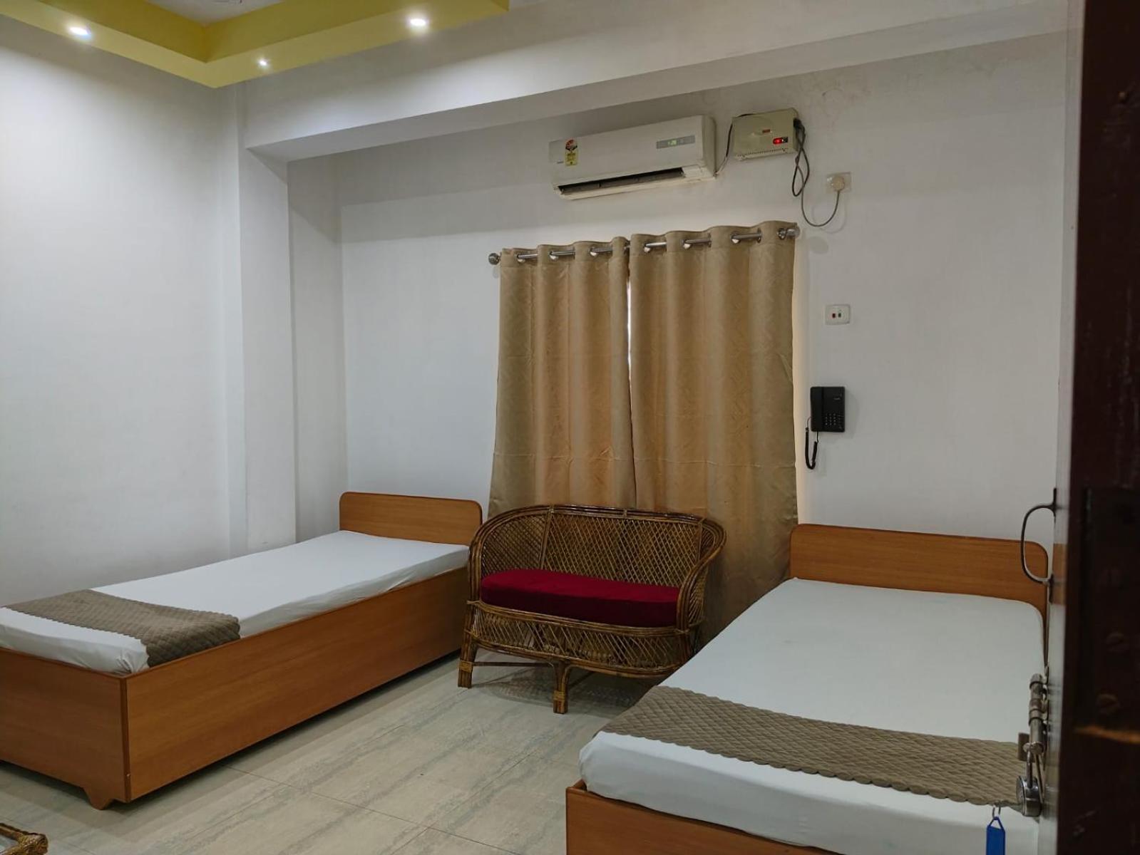 The Executive Inn Гувахати Экстерьер фото